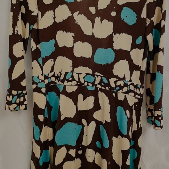 Dress - Picture 6 of 7